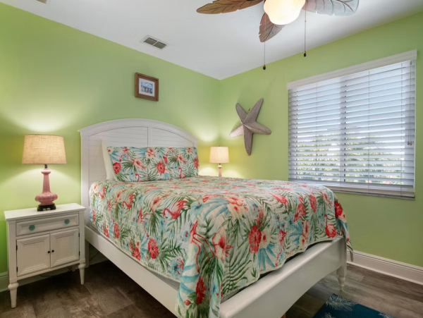 Charming Beach Retreat in Holmes Beach with Private Pool
